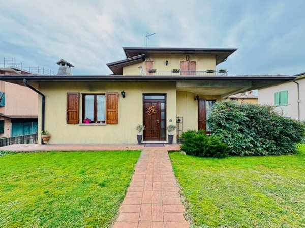 casa indipendente in vendita a Calvisano