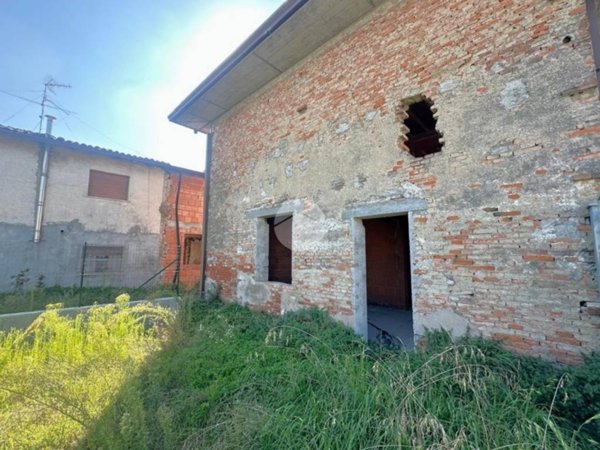 casa indipendente in vendita a Calvisano in zona Malpaga