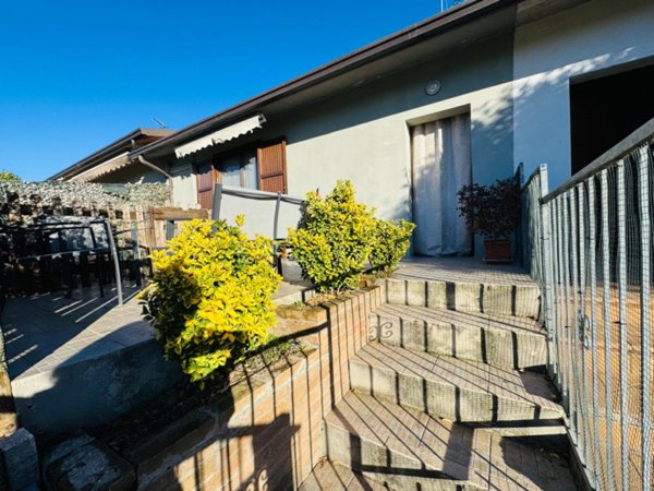 casa indipendente in vendita a Calvisano in zona Malpaga