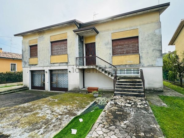 casa indipendente in vendita a Calvisano