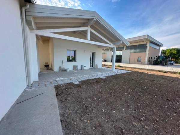 casa indipendente in vendita a Calvisano