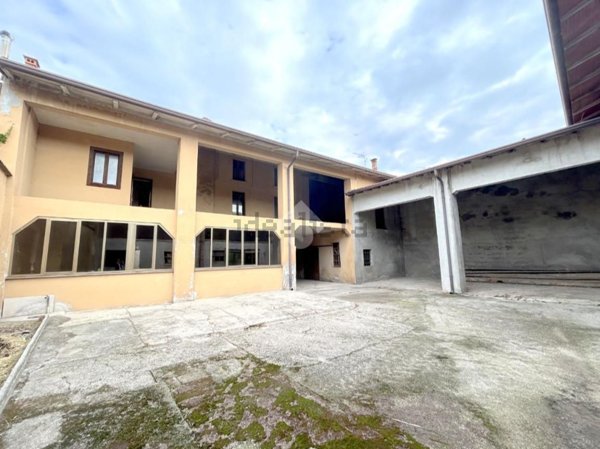 casa indipendente in vendita a Calvisano