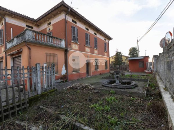 casa indipendente in vendita a Calvisano in zona Mezzane