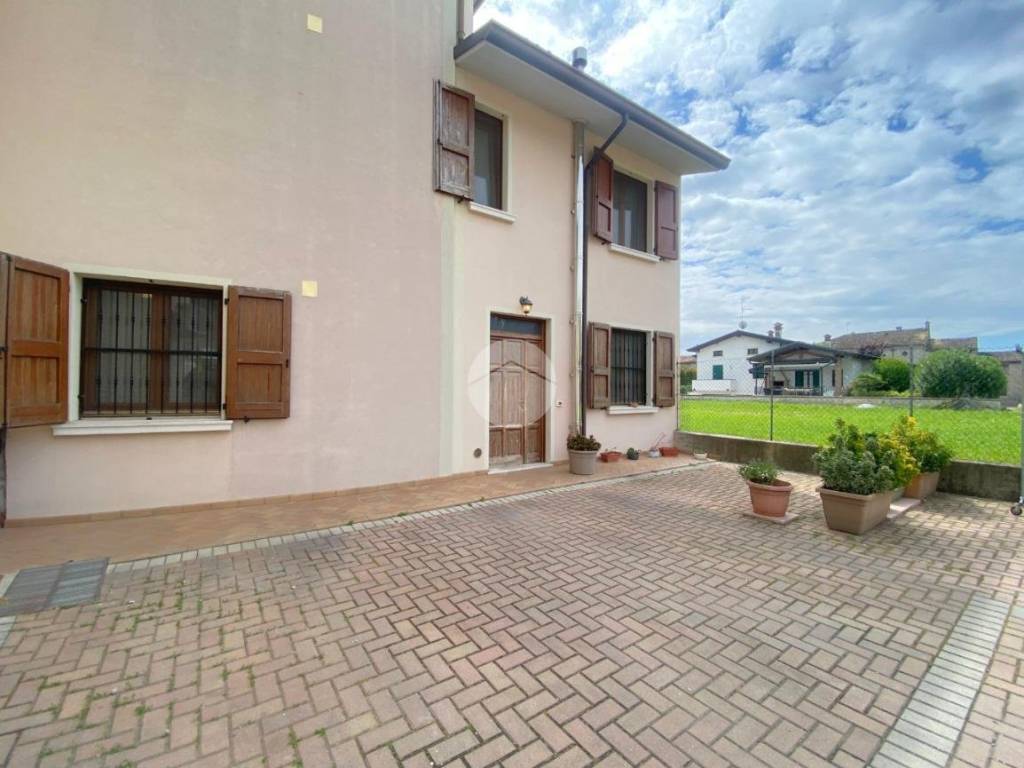 casa indipendente in vendita a Calvisano