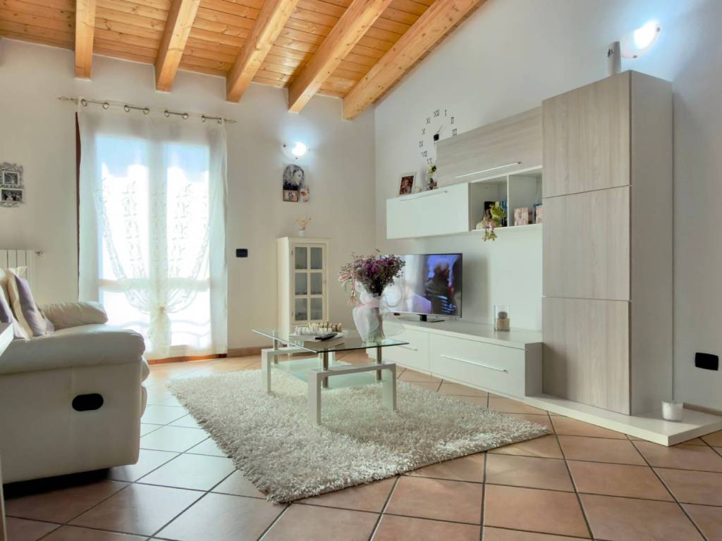 appartamento in vendita a Calvisano in zona Mezzane