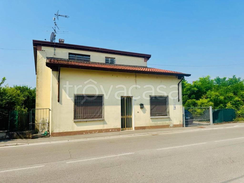 casa indipendente in vendita a Calvisano in zona Malpaga