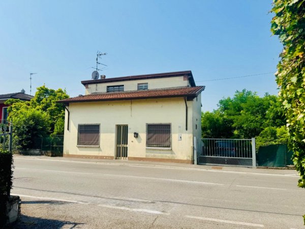 casa indipendente in vendita a Calvisano in zona Malpaga