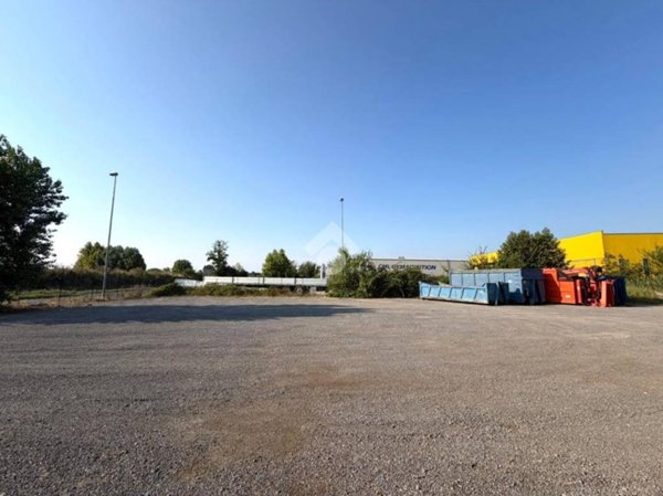 terreno edificabile in vendita a Calvisano in zona Mezzane