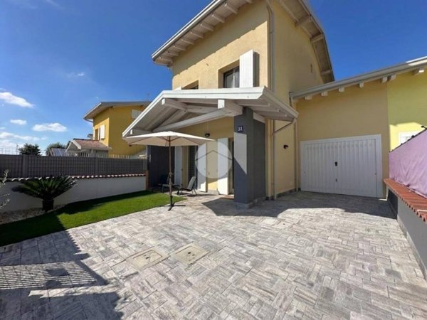 appartamento in vendita a Calvisano in zona Malpaga