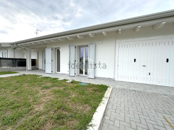 casa indipendente in vendita a Calvisano in zona Malpaga