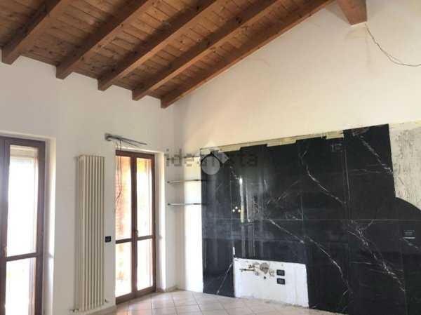 appartamento in vendita a Calvisano in zona Mezzane