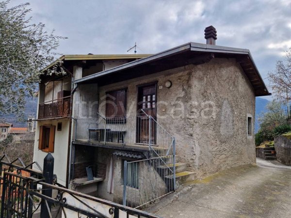 appartamento in vendita a Capo di Ponte in zona Cemmo