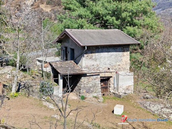 casa indipendente in vendita a Capo di Ponte in zona Pescarzo