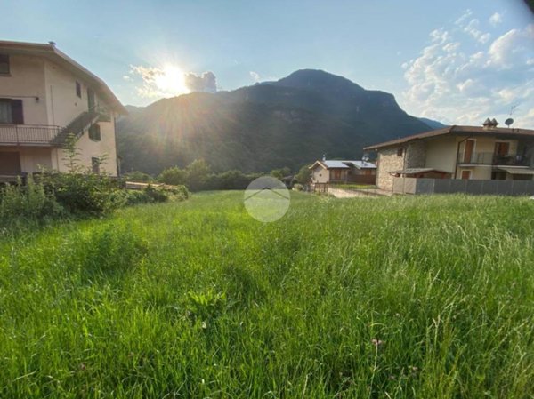 terreno edificabile in vendita a Capo di Ponte