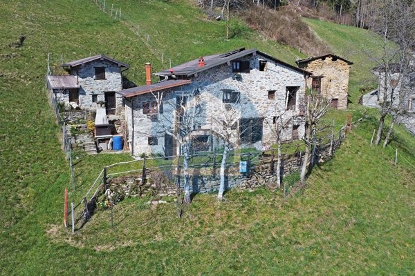 quadrivano in vendita a Capo di Ponte in zona Pescarzo
