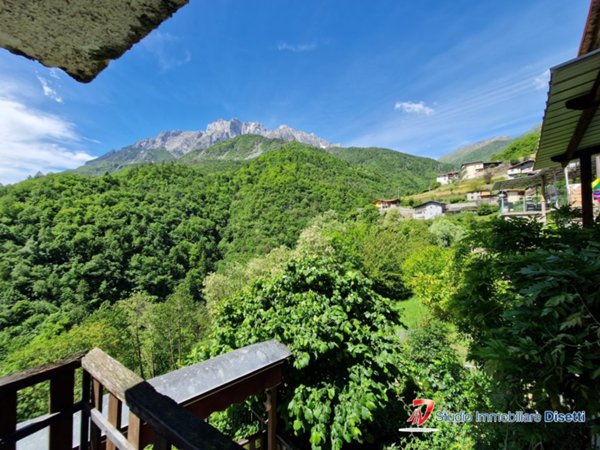 appartamento in vendita a Capo di Ponte in zona Pescarzo