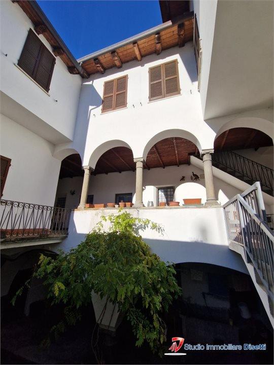 casa indipendente in vendita a Capo di Ponte