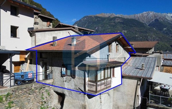 casa indipendente in vendita a Capo di Ponte in zona Pescarzo