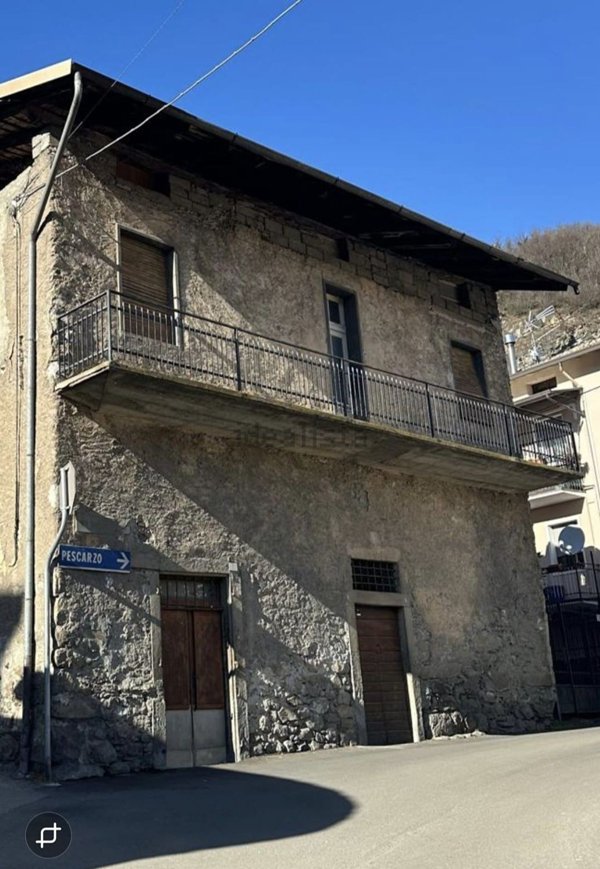 casa indipendente in vendita a Capo di Ponte in zona Cemmo