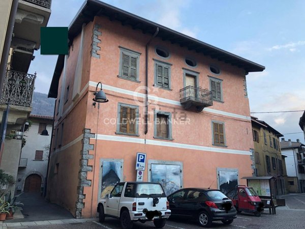 casa indipendente in vendita a Capo di Ponte