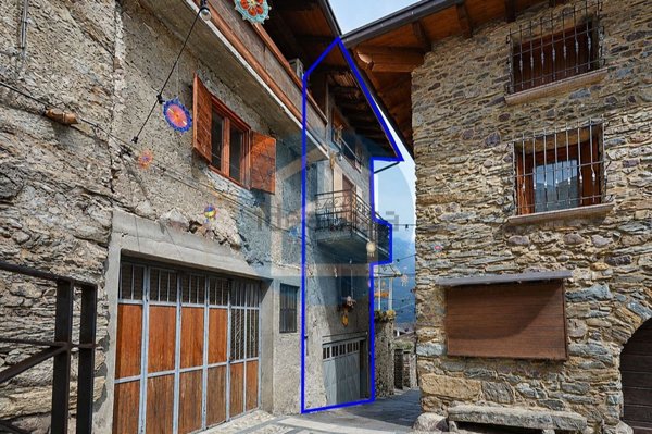 casa indipendente in vendita a Capo di Ponte in zona Pescarzo