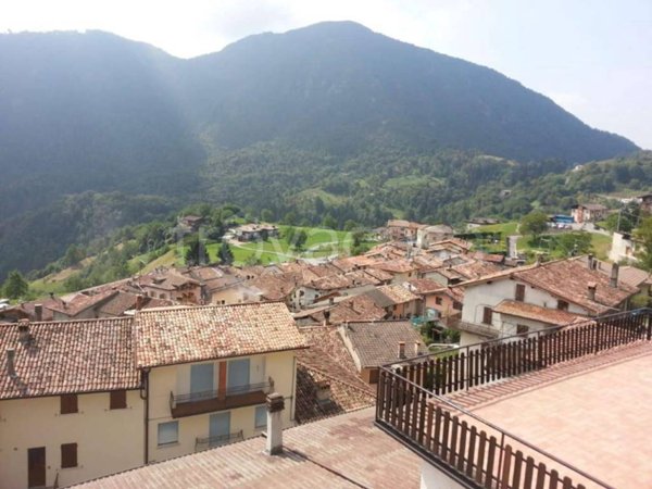 appartamento in vendita a Capovalle in zona Vico