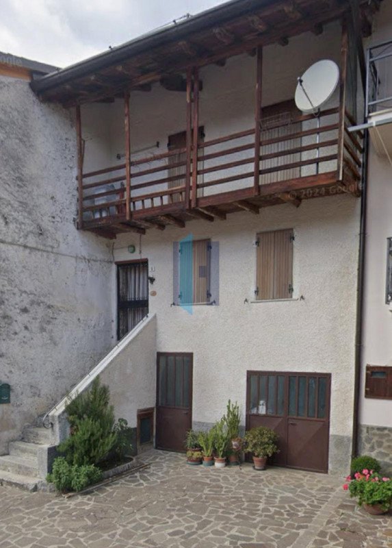 casa indipendente in vendita a Capovalle