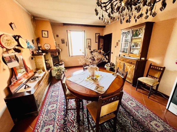 intera palazzina in vendita a Capriano del Colle