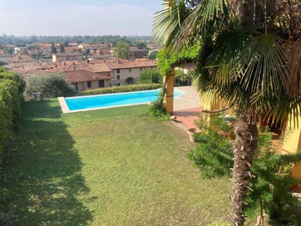 casa indipendente in vendita a Capriano del Colle