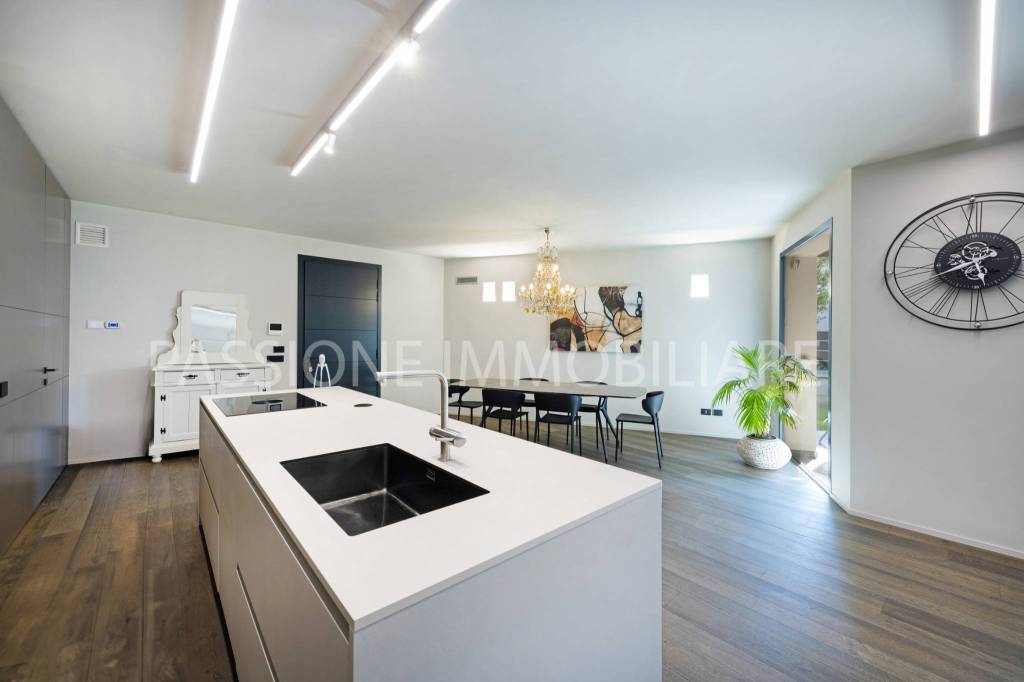 casa indipendente in vendita a Capriano del Colle