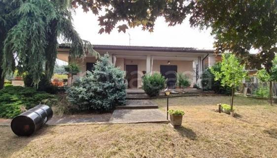 casa indipendente in vendita a Capriano del Colle