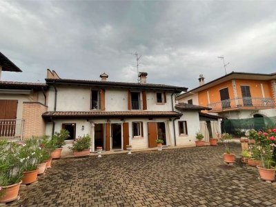 casa indipendente in vendita a Capriano del Colle