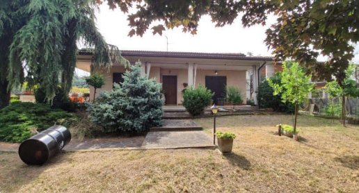 casa indipendente in vendita a Capriano del Colle