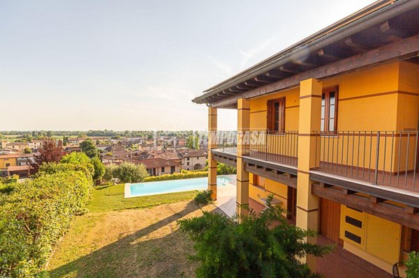 casa indipendente in vendita a Capriano del Colle