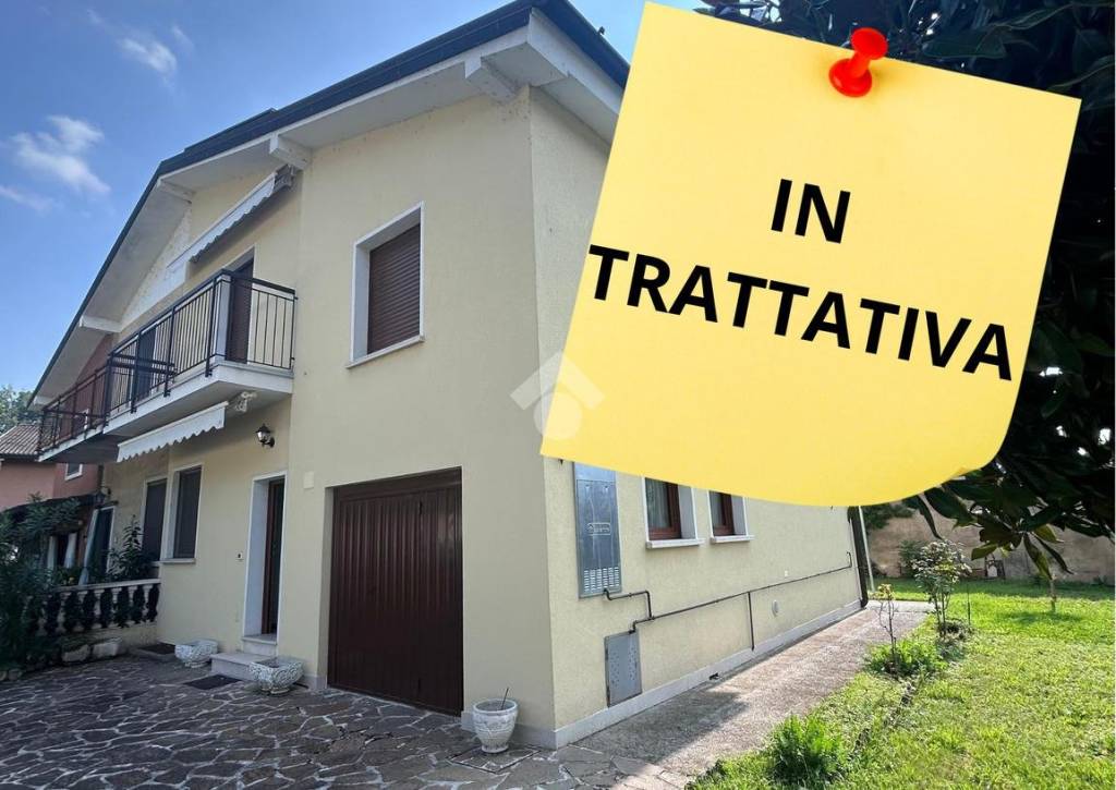 casa indipendente in vendita a Capriano del Colle