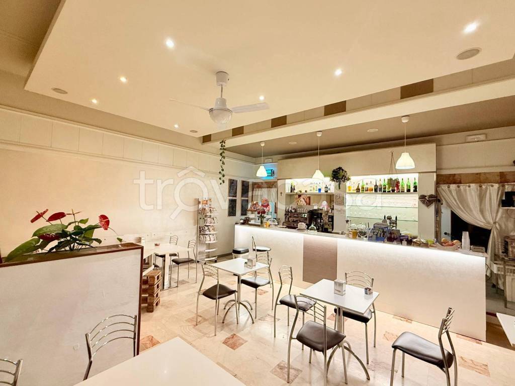 negozio in vendita a Capriano del Colle