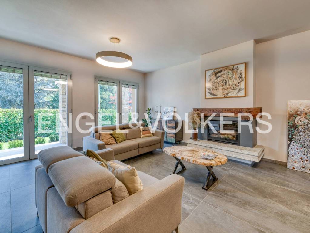 casa indipendente in vendita a Capriano del Colle