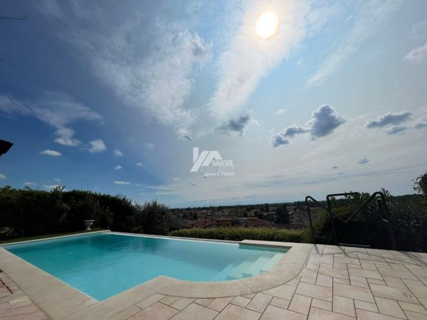 casa indipendente in vendita a Capriano del Colle