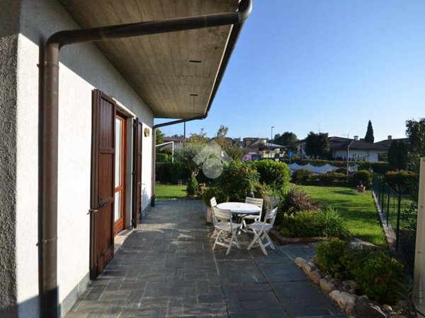 casa indipendente in vendita a Capriano del Colle