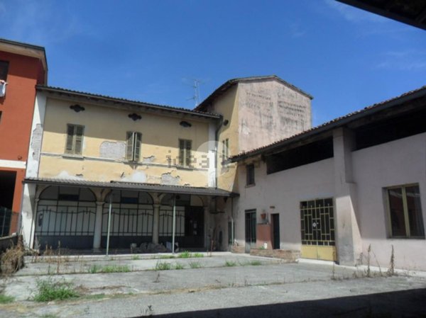 casale in vendita a Capriano del Colle