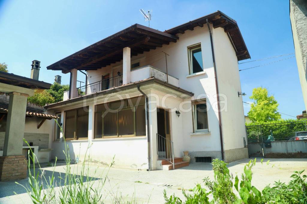 casa indipendente in vendita a Capriano del Colle