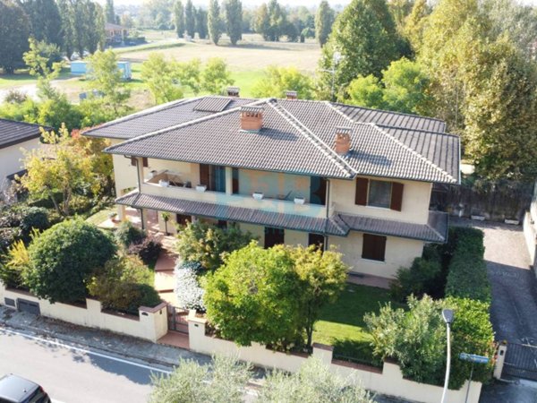 casa indipendente in vendita a Capriano del Colle