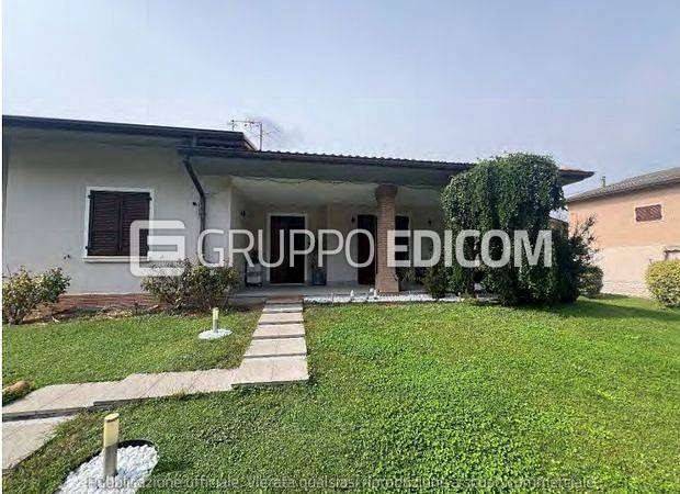 casa indipendente in vendita a Capriano del Colle