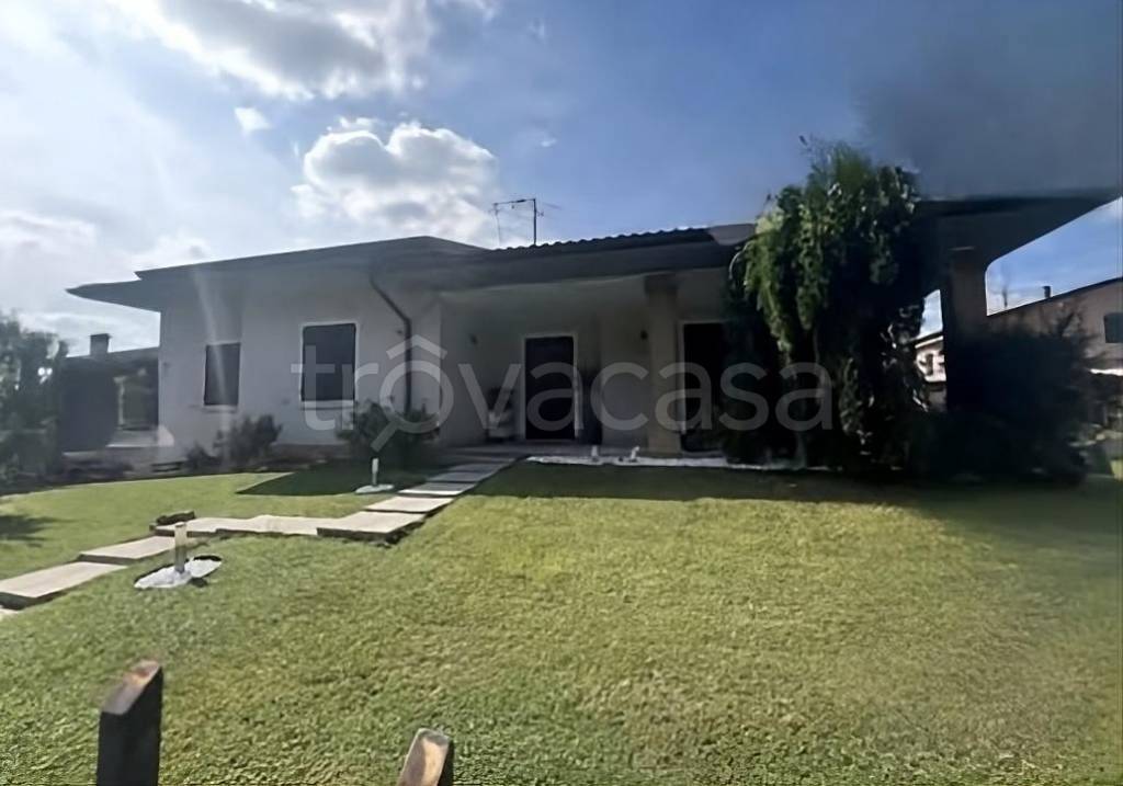 casa indipendente in vendita a Capriano del Colle