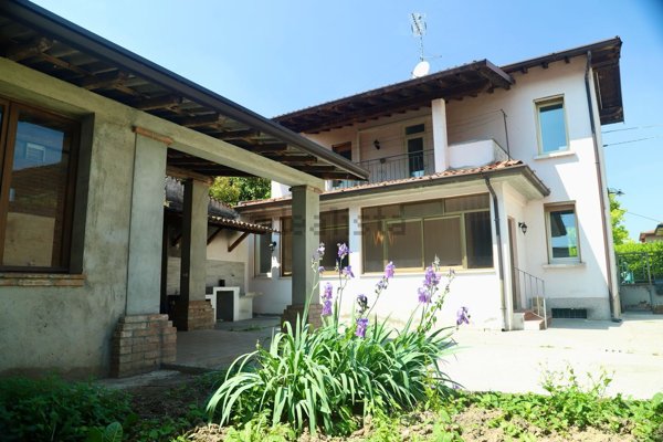 casa indipendente in vendita a Capriano del Colle