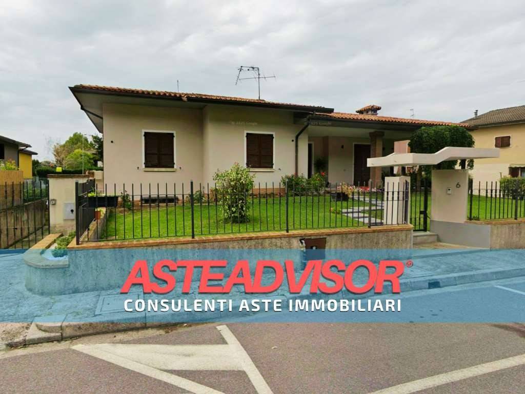 casa indipendente in vendita a Capriano del Colle