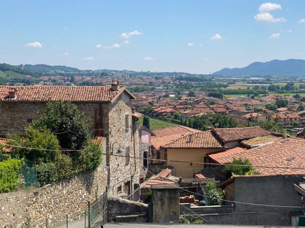 casa indipendente in vendita a Capriolo