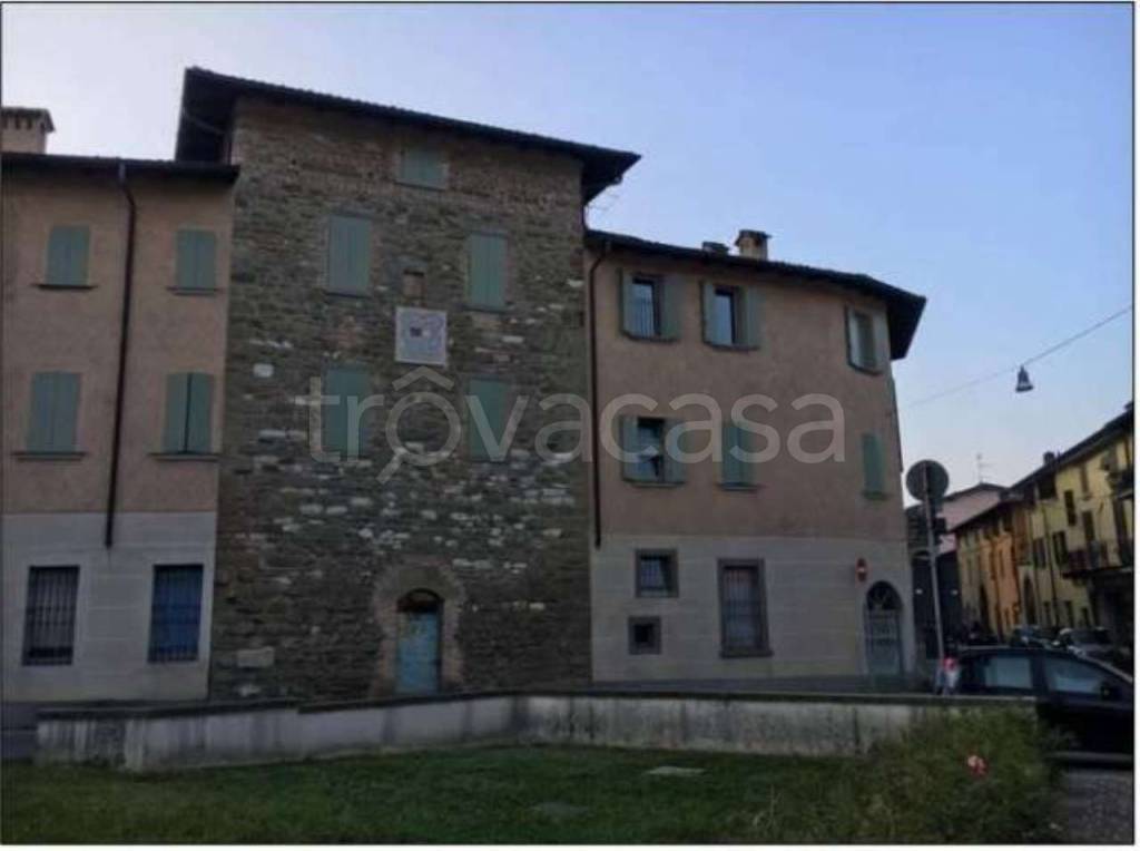 trivano in vendita a Capriolo
