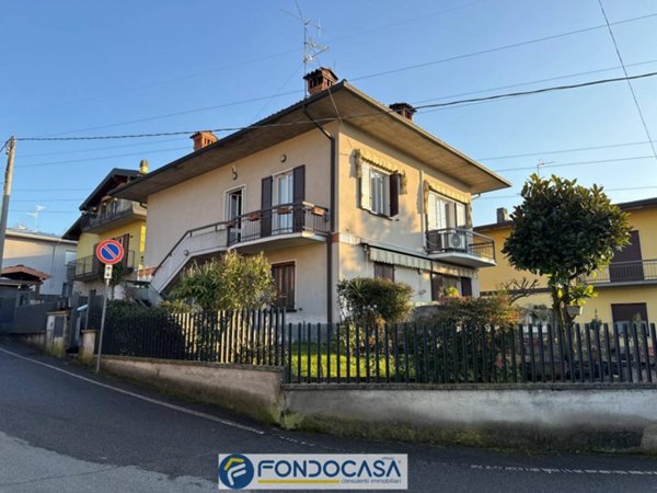 casa indipendente in vendita a Capriolo