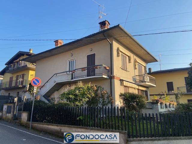 casa indipendente in vendita a Capriolo